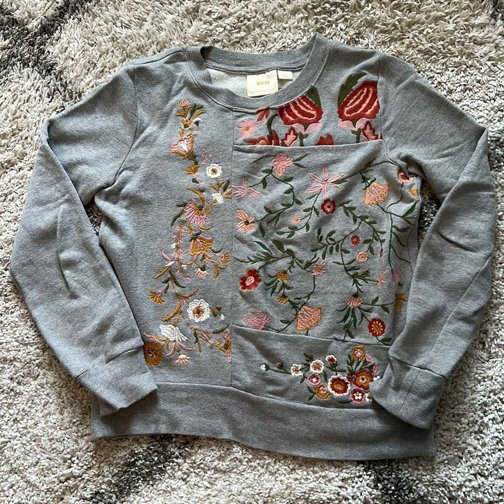 MAEVE by Anthropologie floral embroidered light weight sweatshirt, size small